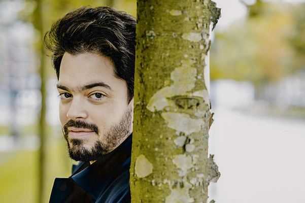 Lahav Shani Foto: Marco Borggreve